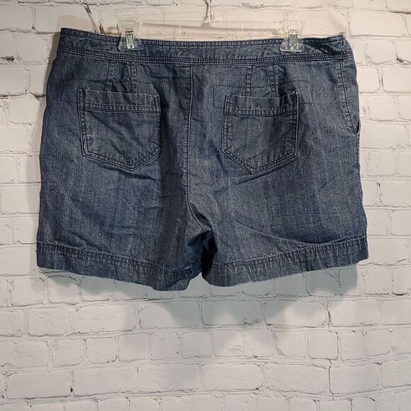 Natural Reflections denim shorts - Picture 3 of 5